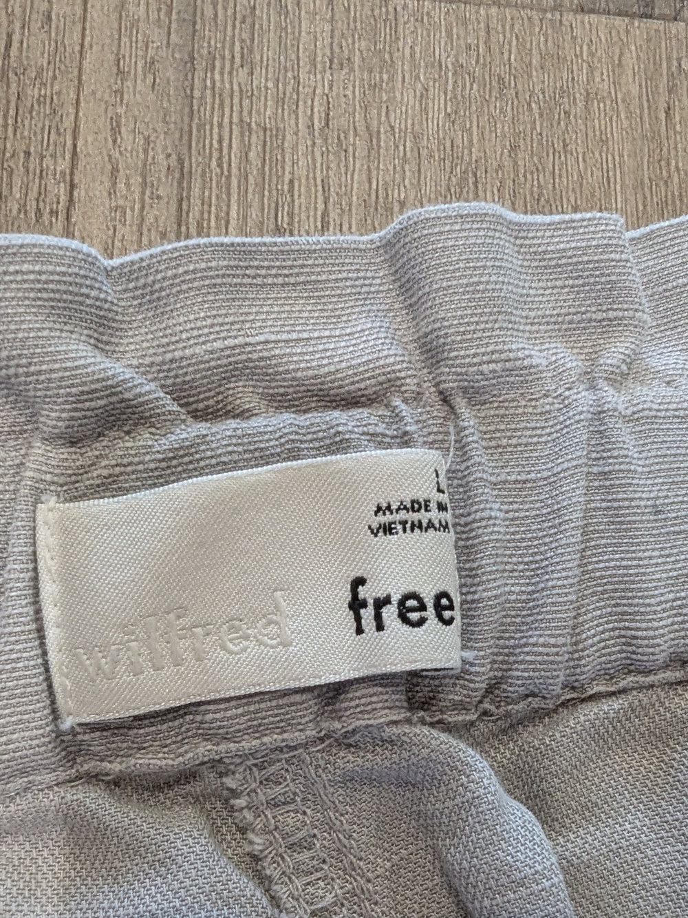 Wilfred free Linen Blend Pull On Shorts Gray - Picture 6 of 7